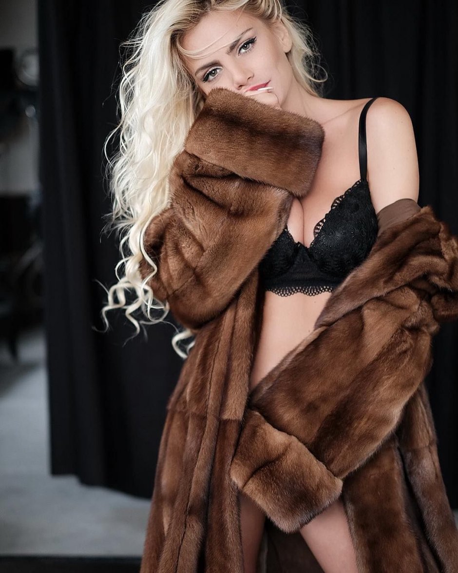 Fox Fur Coat EVA