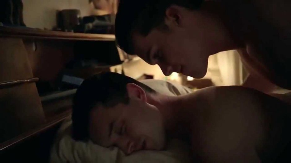 Shameless yen and Mickey bed scene