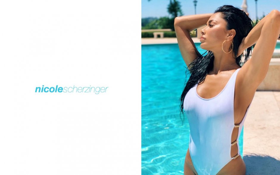 Singer Nicole Sherzinger Hot