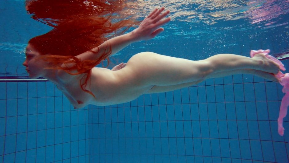 Girls Topless underwater