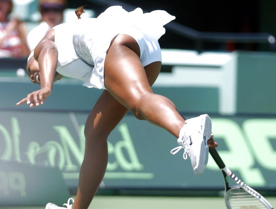 Vinus Williams and Serena Williams Naked