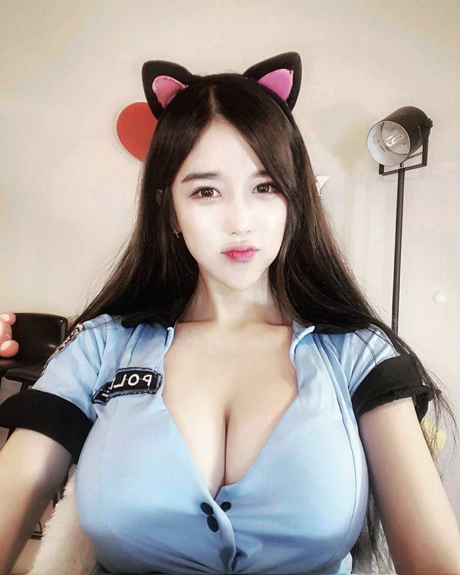 Lee soo bin hot