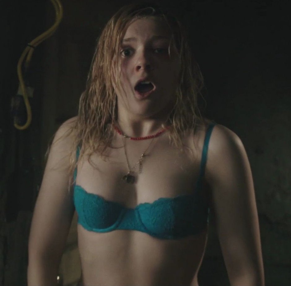 Abigail Breslin Toples