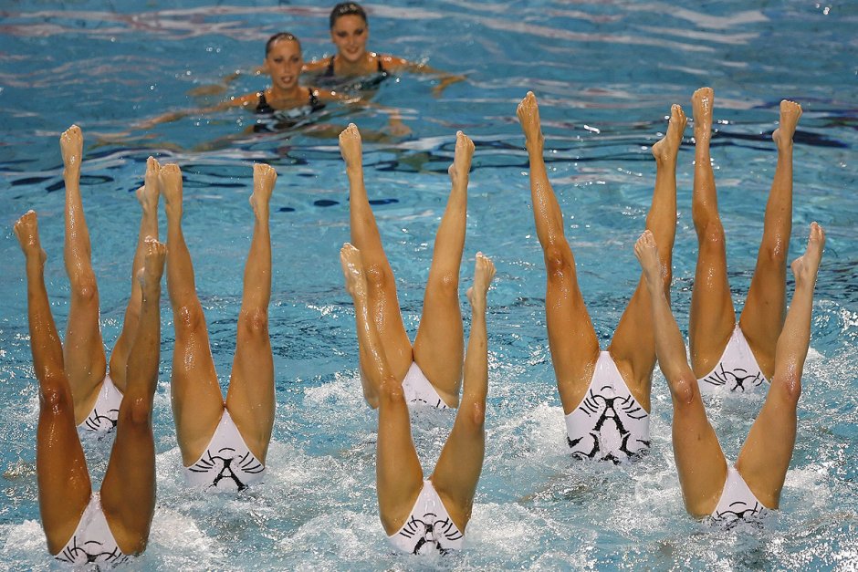 Synchronized swimming swimwear