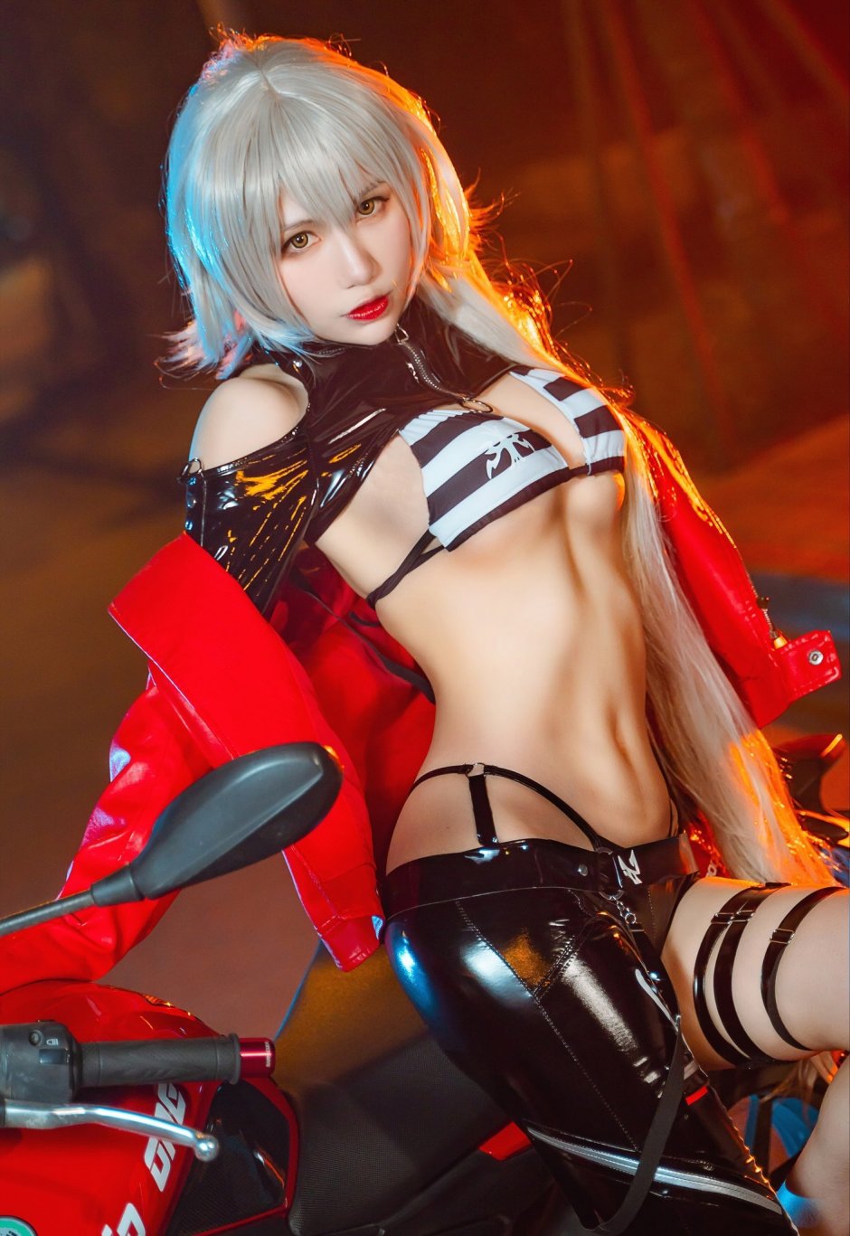 Alter Sebert Cosplay Ero