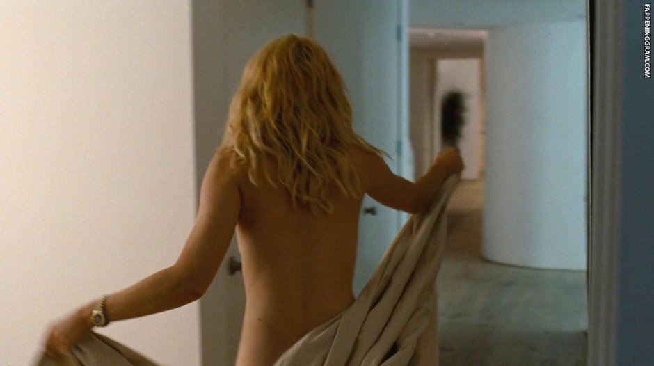 Elizabeth Banks nude scenes