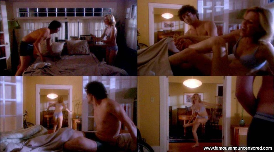 Elizabeth Banks Erotic scenes