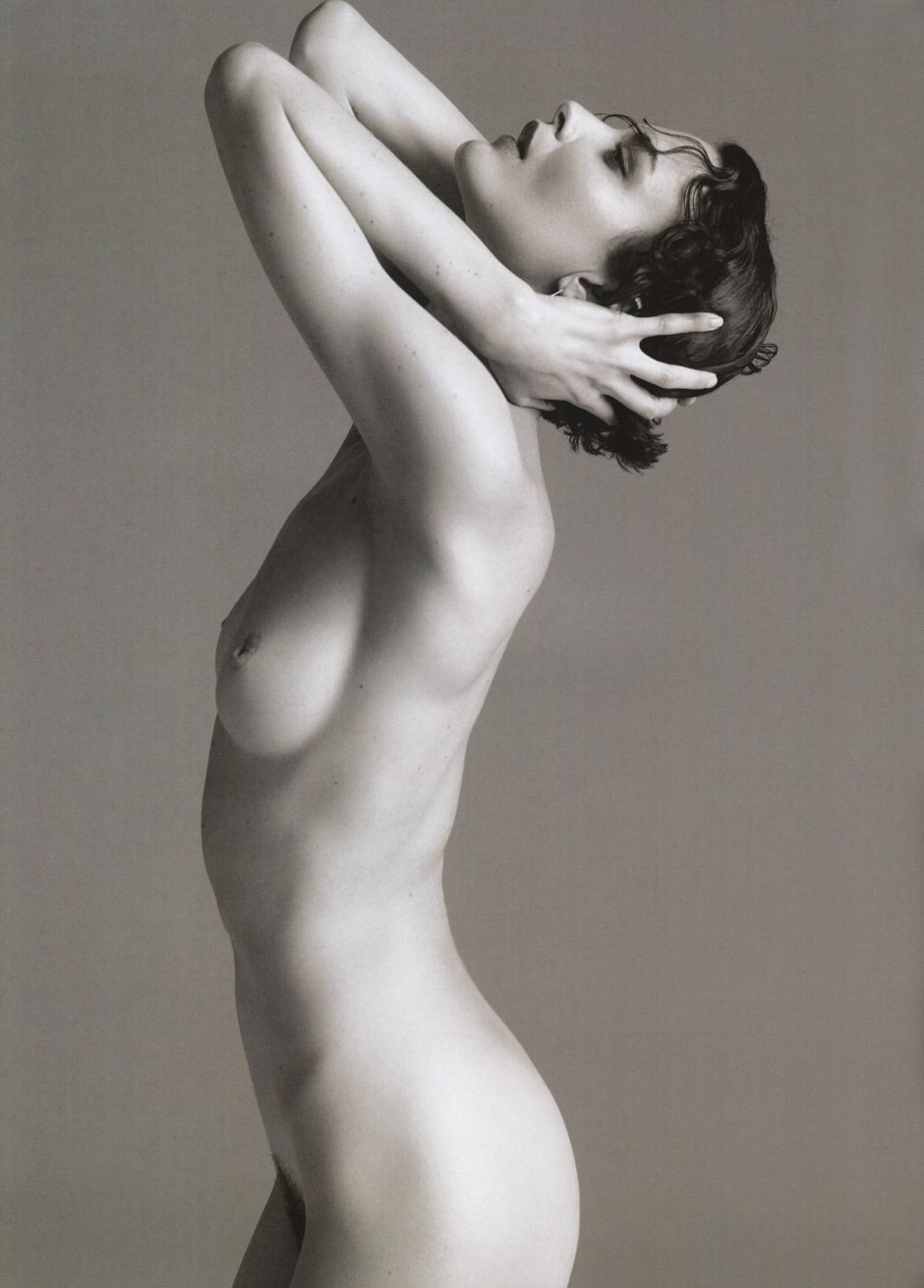Shalom Harlow Nudenka