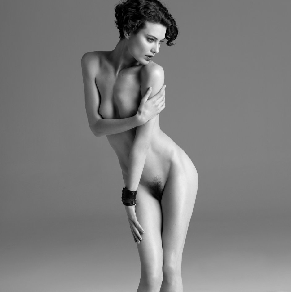 Shalom Harlow at the show Christian Dior Haute Couture, 1997