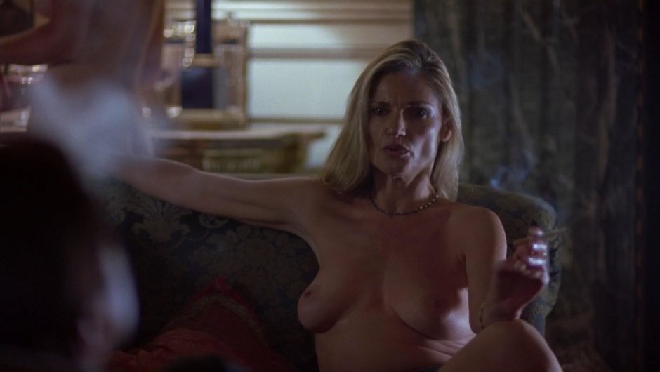 Julianna Moore in your youth erro films