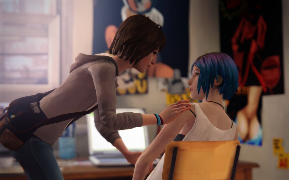 Life IS Strand Max and Chloe Kiss