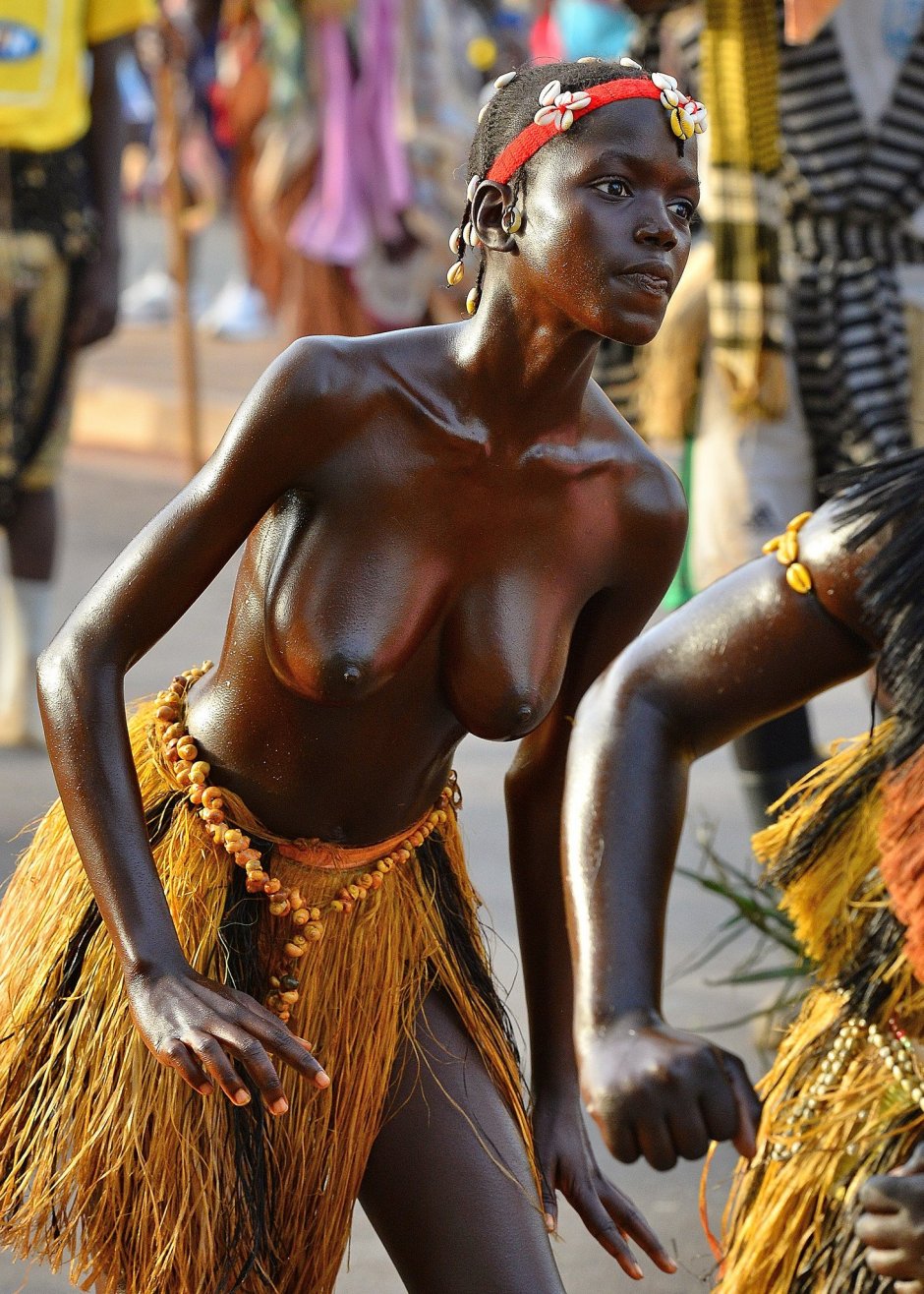 Naked African women