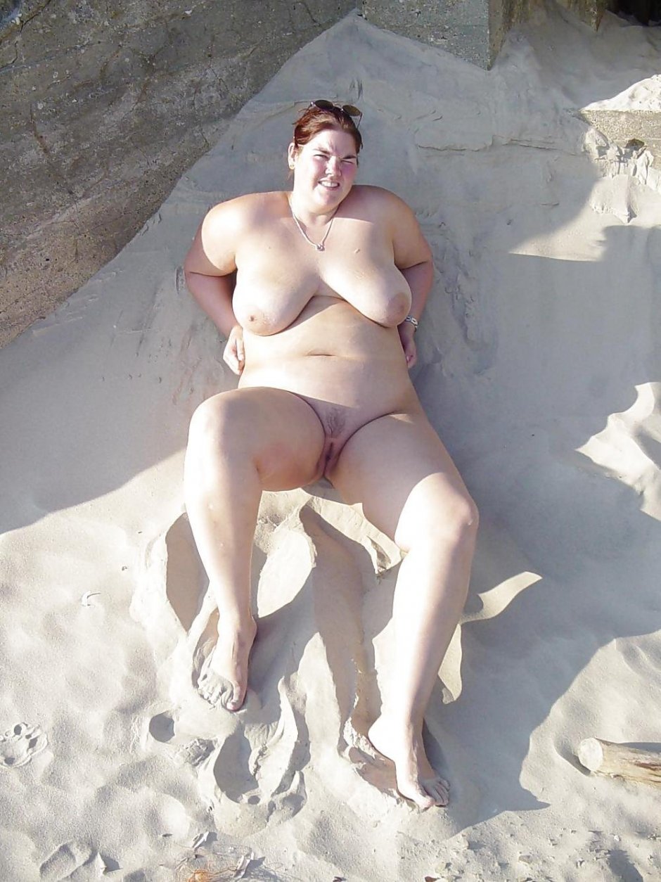 Naked mature chips on the beach