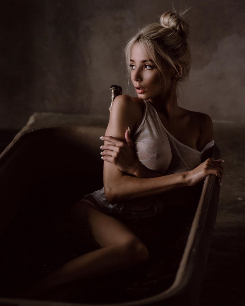 Katerina Monroe 2020