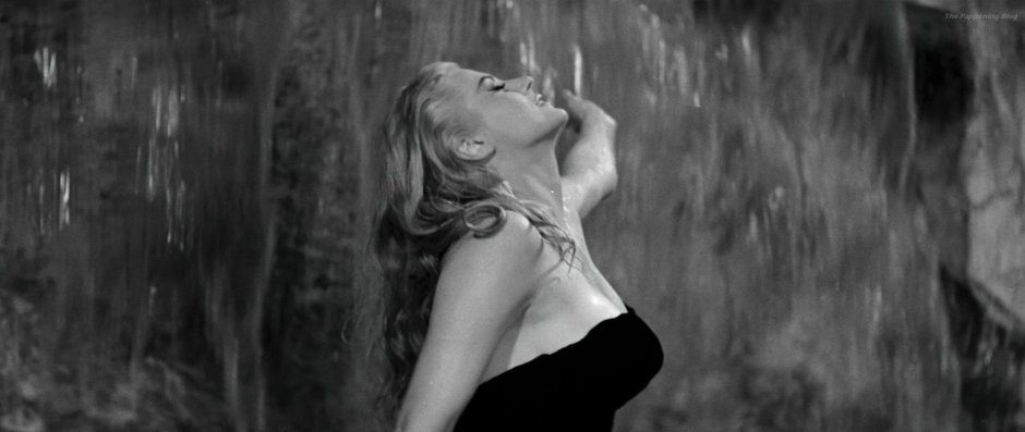 Muse Fellini Anita Ecberg