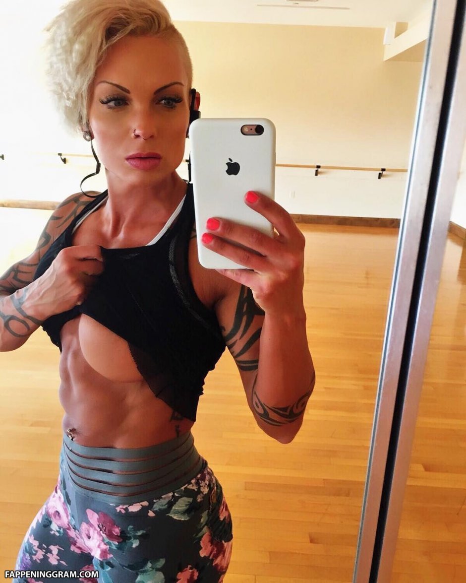 Fitness model Monroe naked