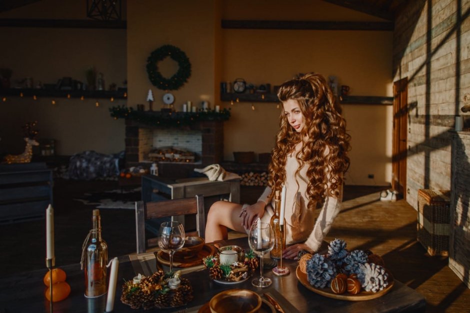 ALLY LOTTI is trying on bikini