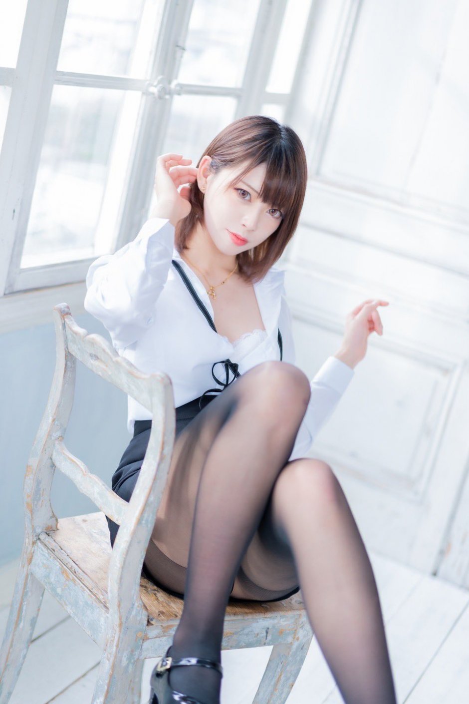 Tumblr tights nylon robe
