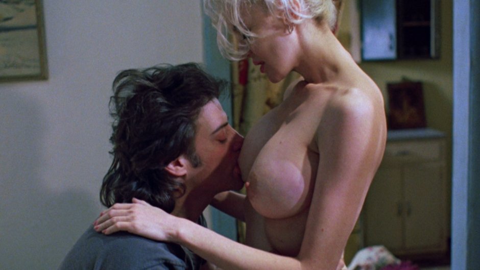Anna Levine-Tompson naked