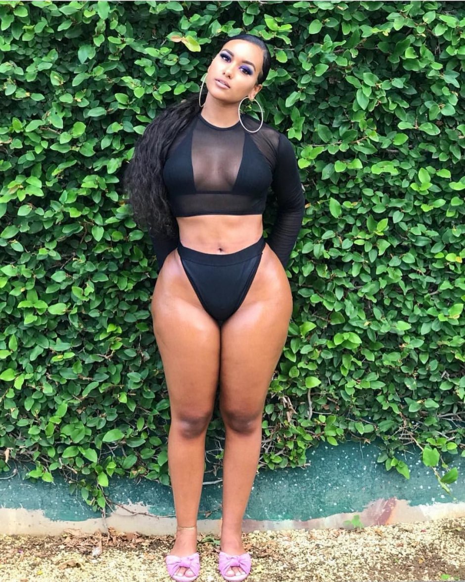 Eboni Mazerati Big Tits