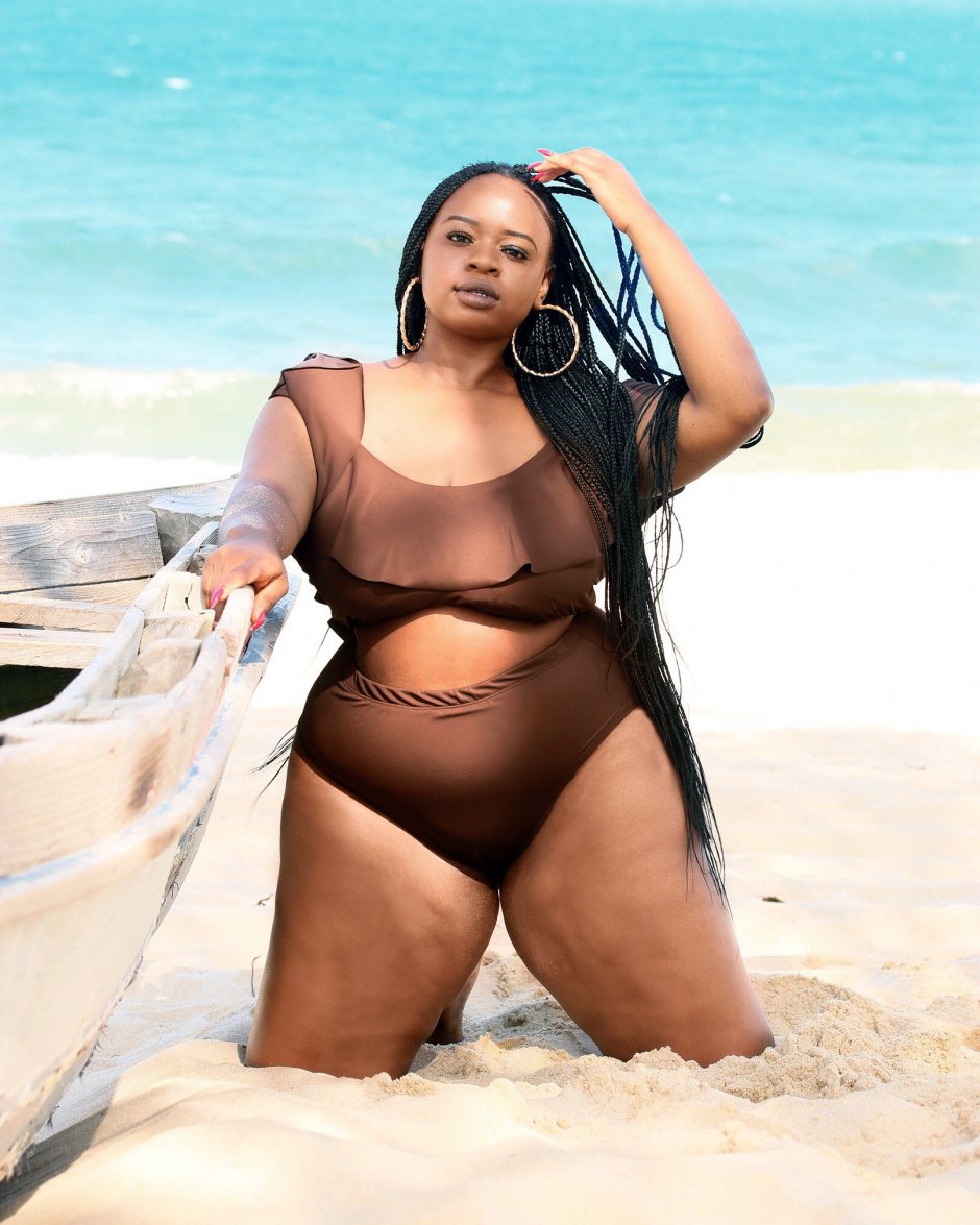 Bbws hips of black women Legs