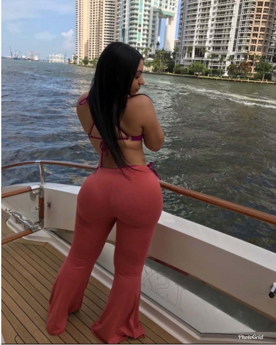 Sandra Columbian Big Ass