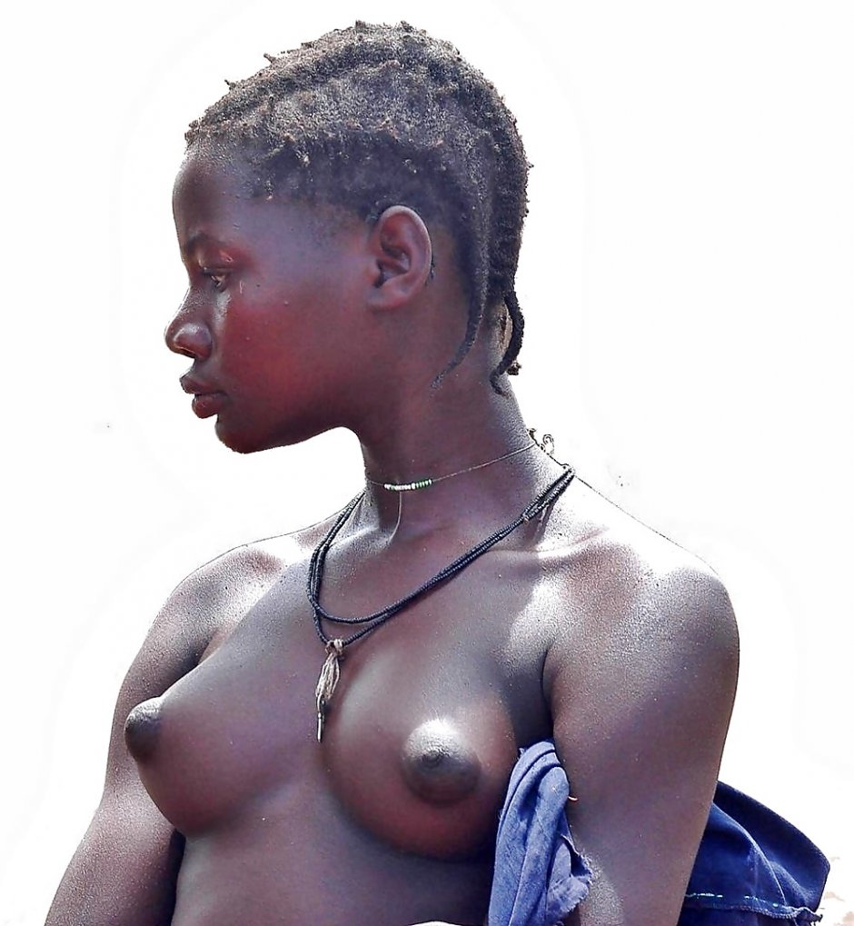 Naked women of the Masai tribe