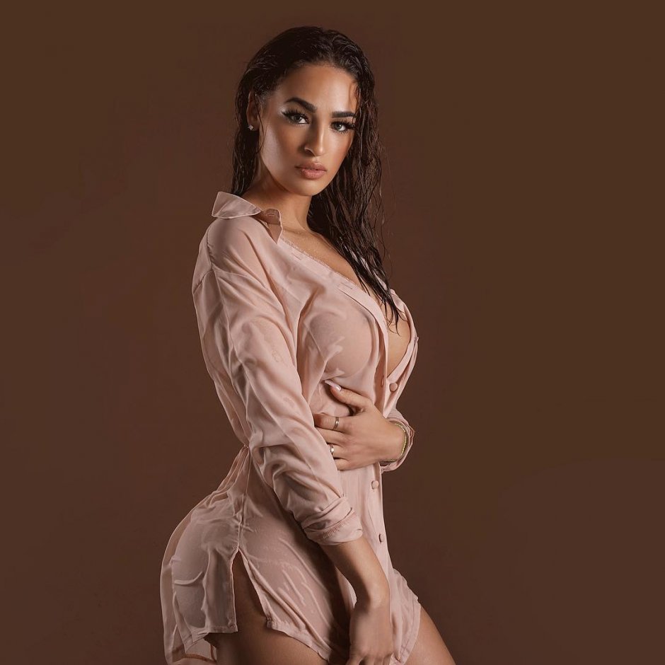 Veronica Belik Hot