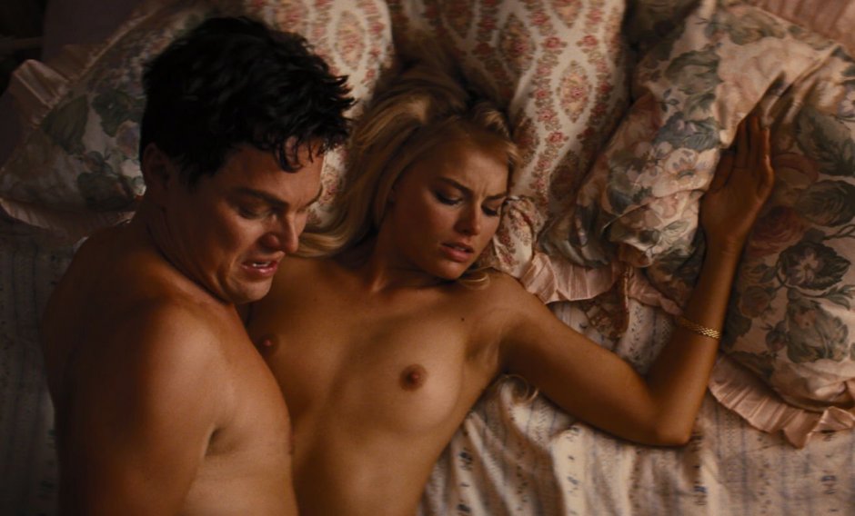 Margot Robbie Figure Golly Erotic