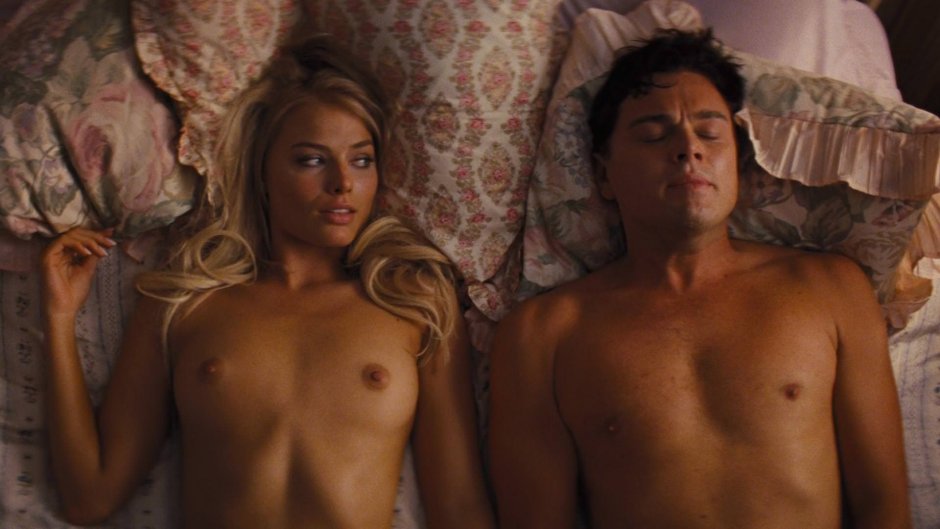 Margot Robbie without panties