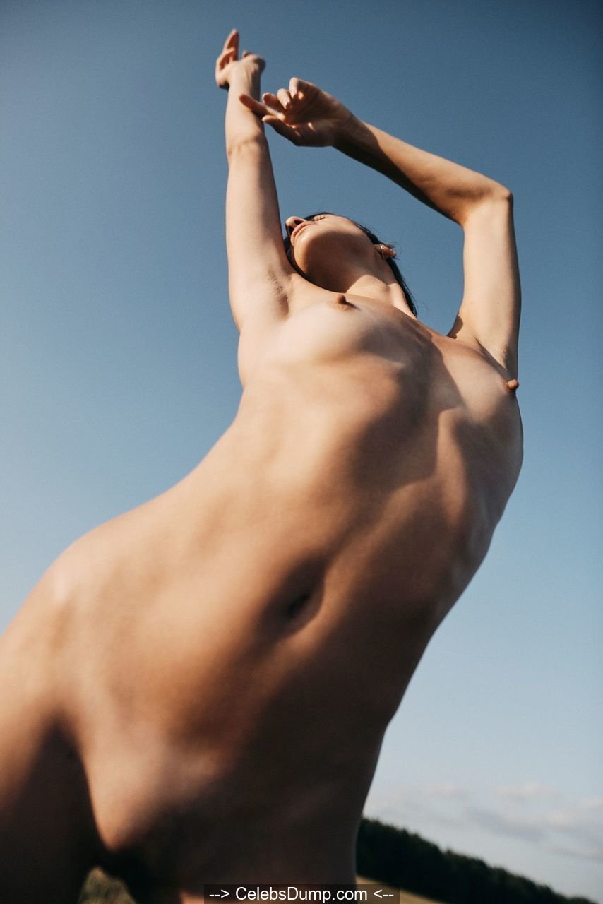 Rachel de Barros naked crowning