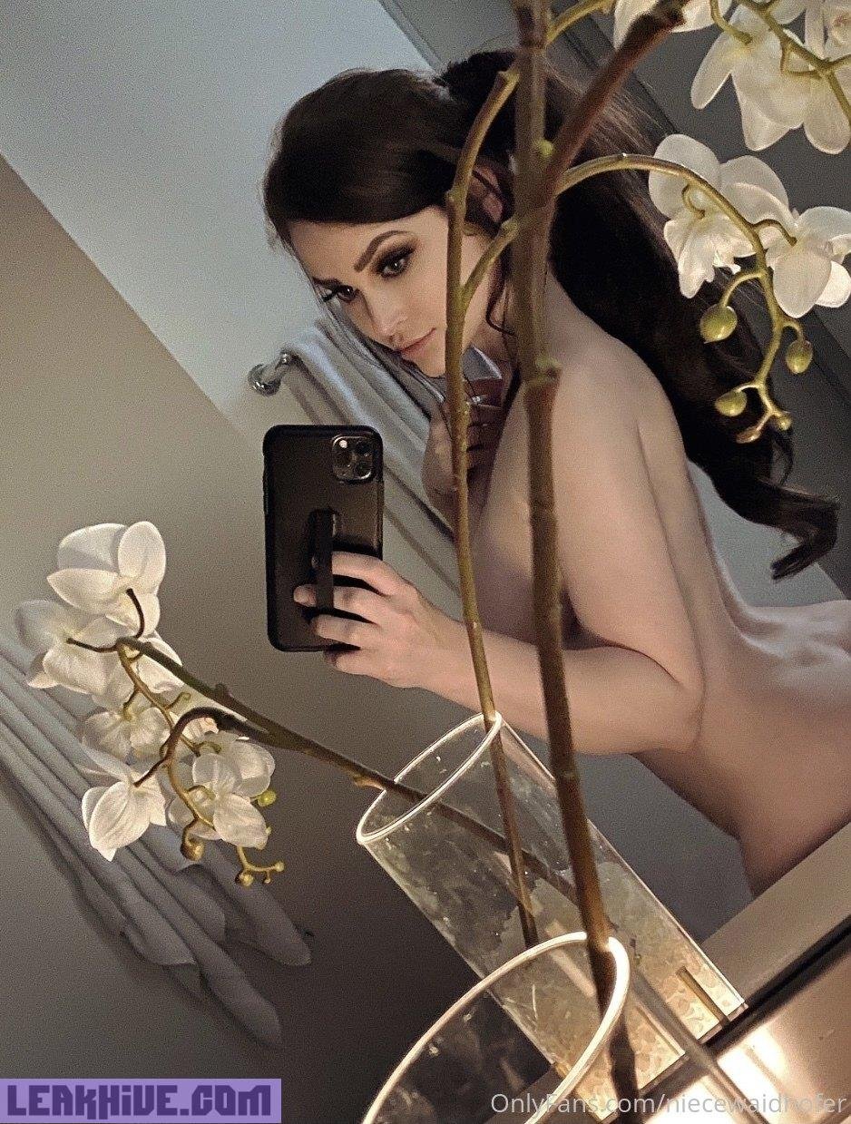 Niece weidhofer