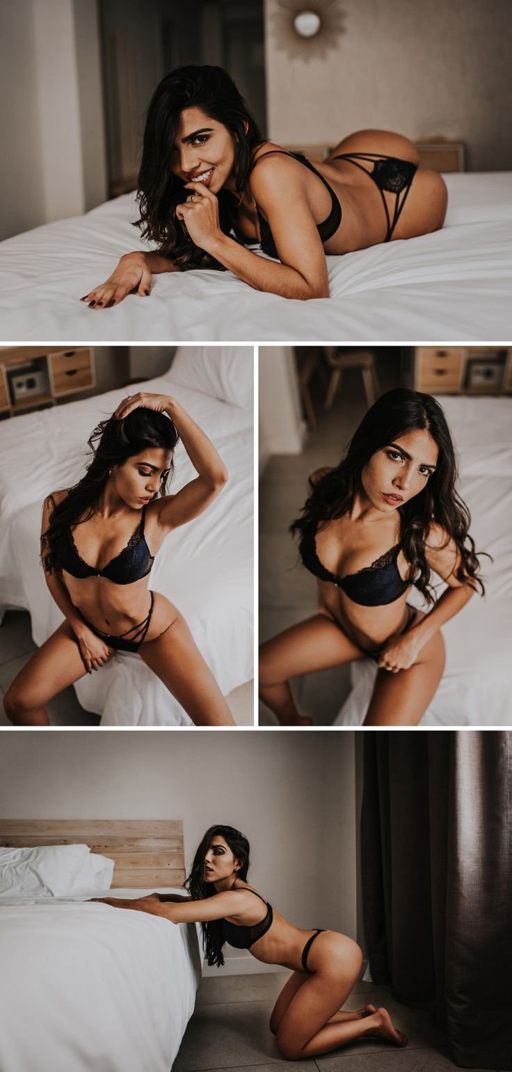 Naked bloggers Instagram