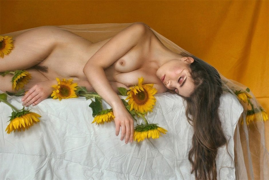 Oksana Leshchenko photographer nude