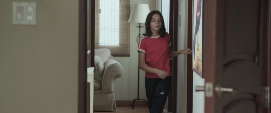 Dafne Keen drain +18