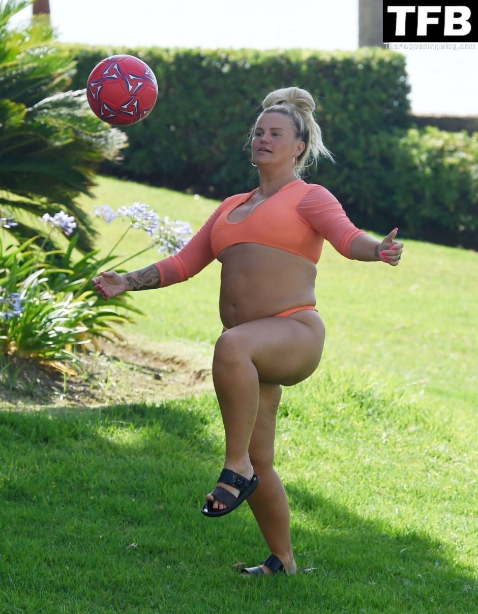 Kerry Katona Pregnant