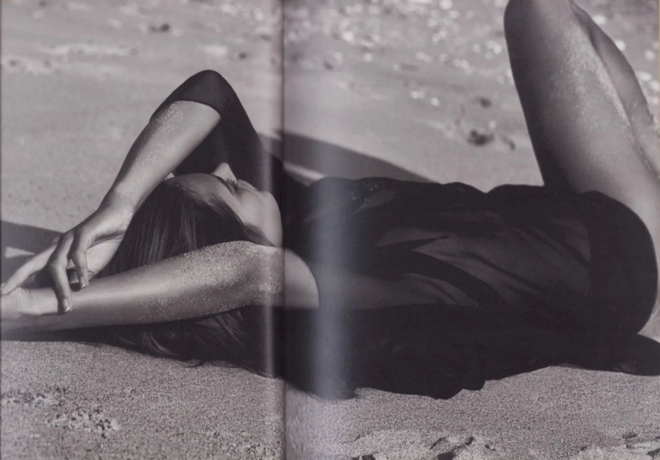 Alessandra Ambrosio Naked