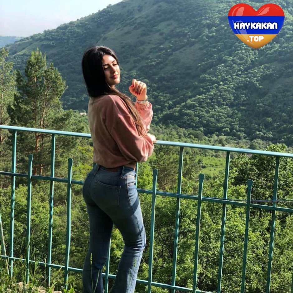 Armenian girl Hayuhi