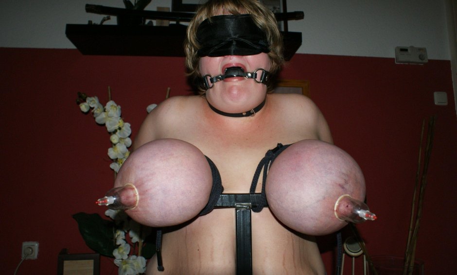 Thick boobs tied
