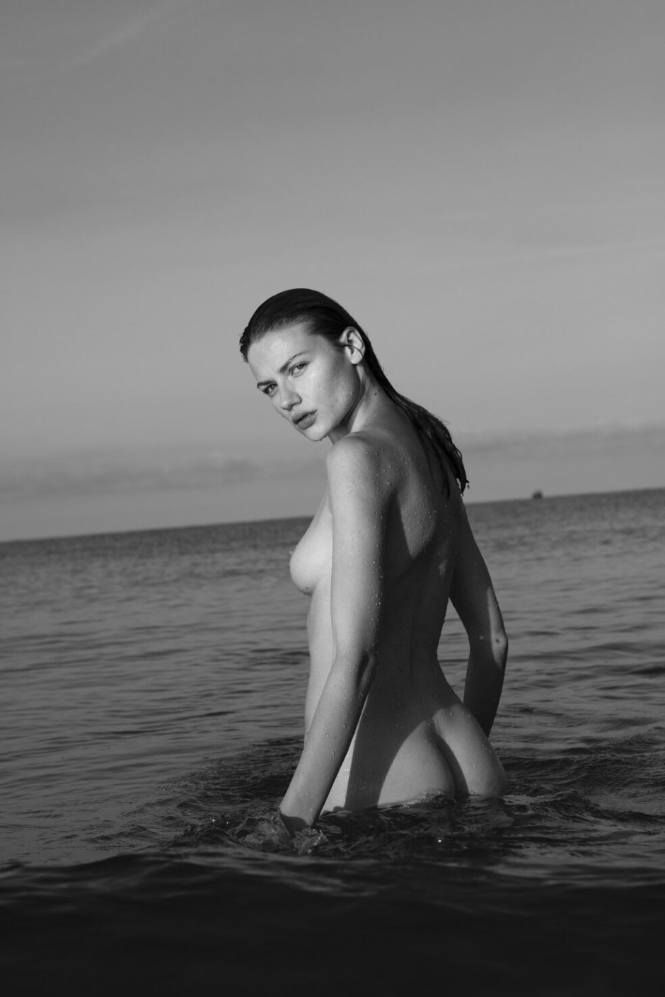 Model Polina Grosheva Nude