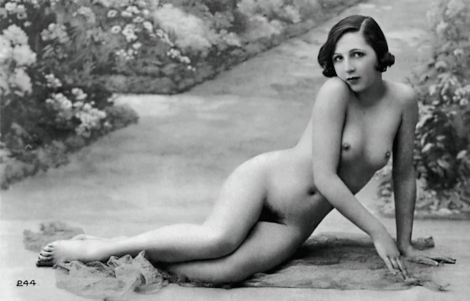 Naked women of the last century