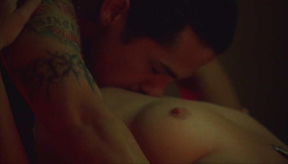 Anne Hathaway Havoc