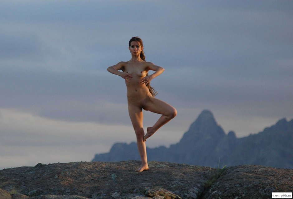 Meditation naked girl