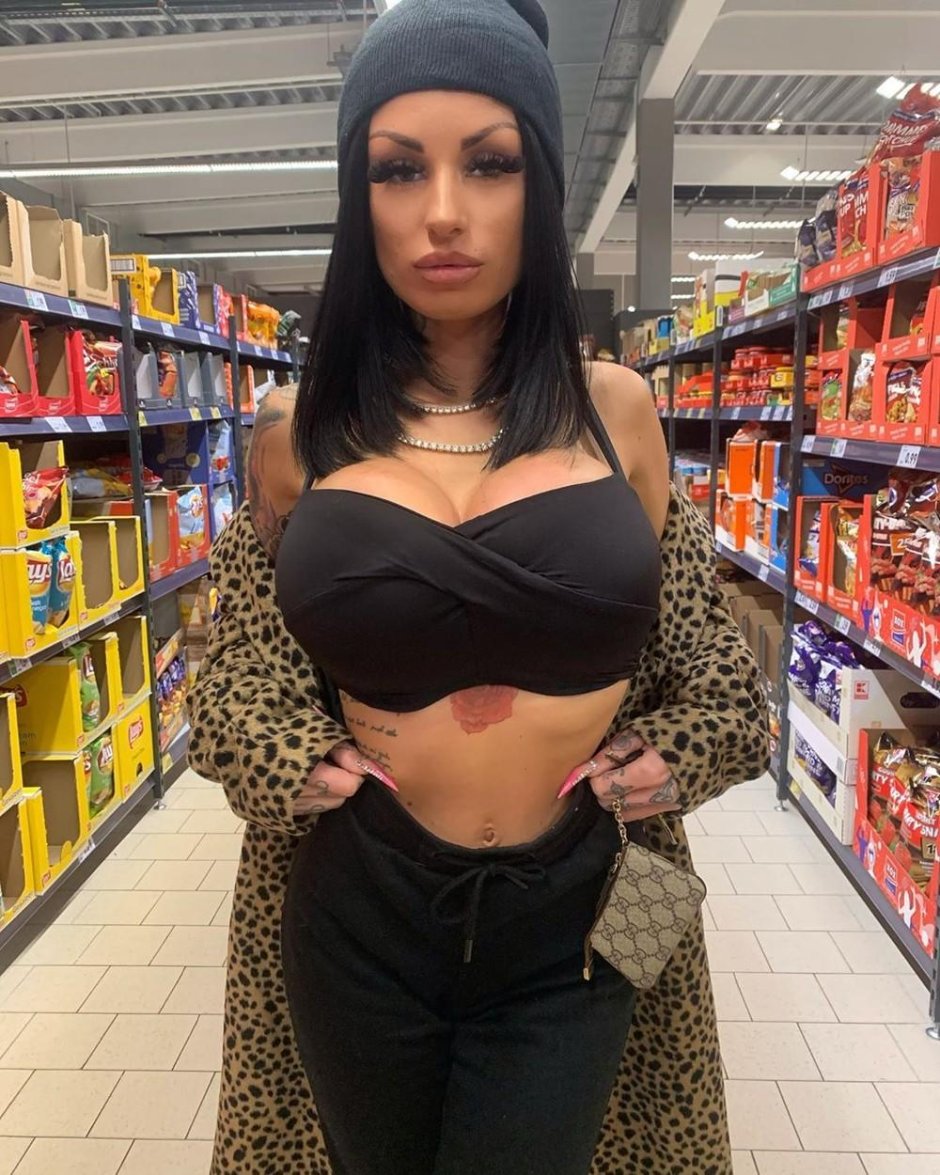 Elisa Selina Onlyfans drain