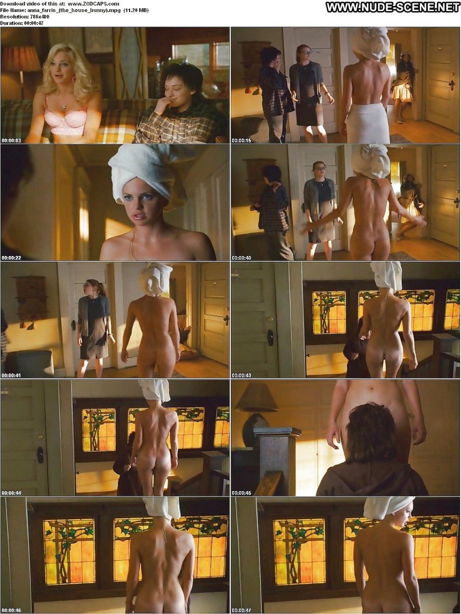 Anna Faris naked in the film