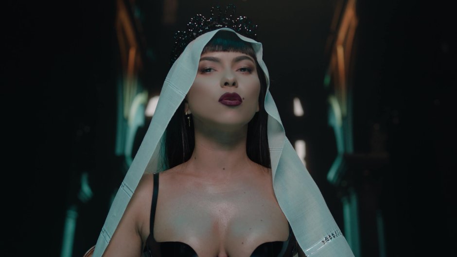 Inna ft. Farina Read My Lips