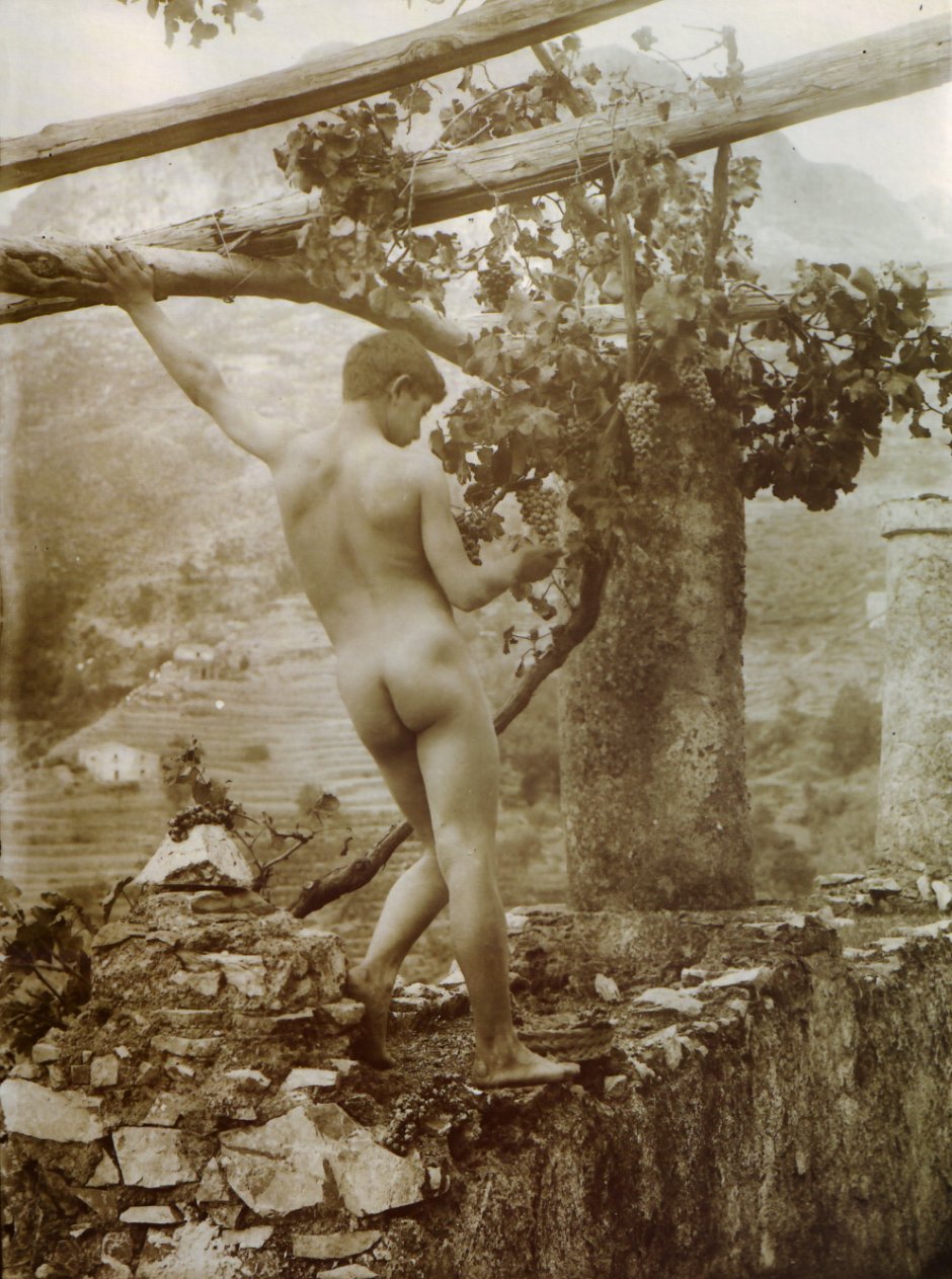 Wilhelm von Gleden Naked