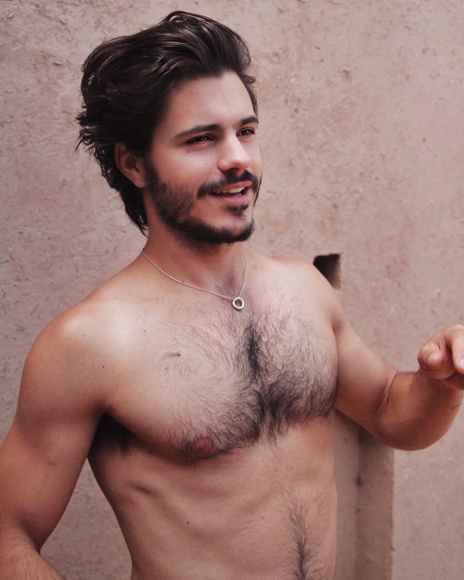 Matthew Sharno (Matthieu Charneau, 1988)