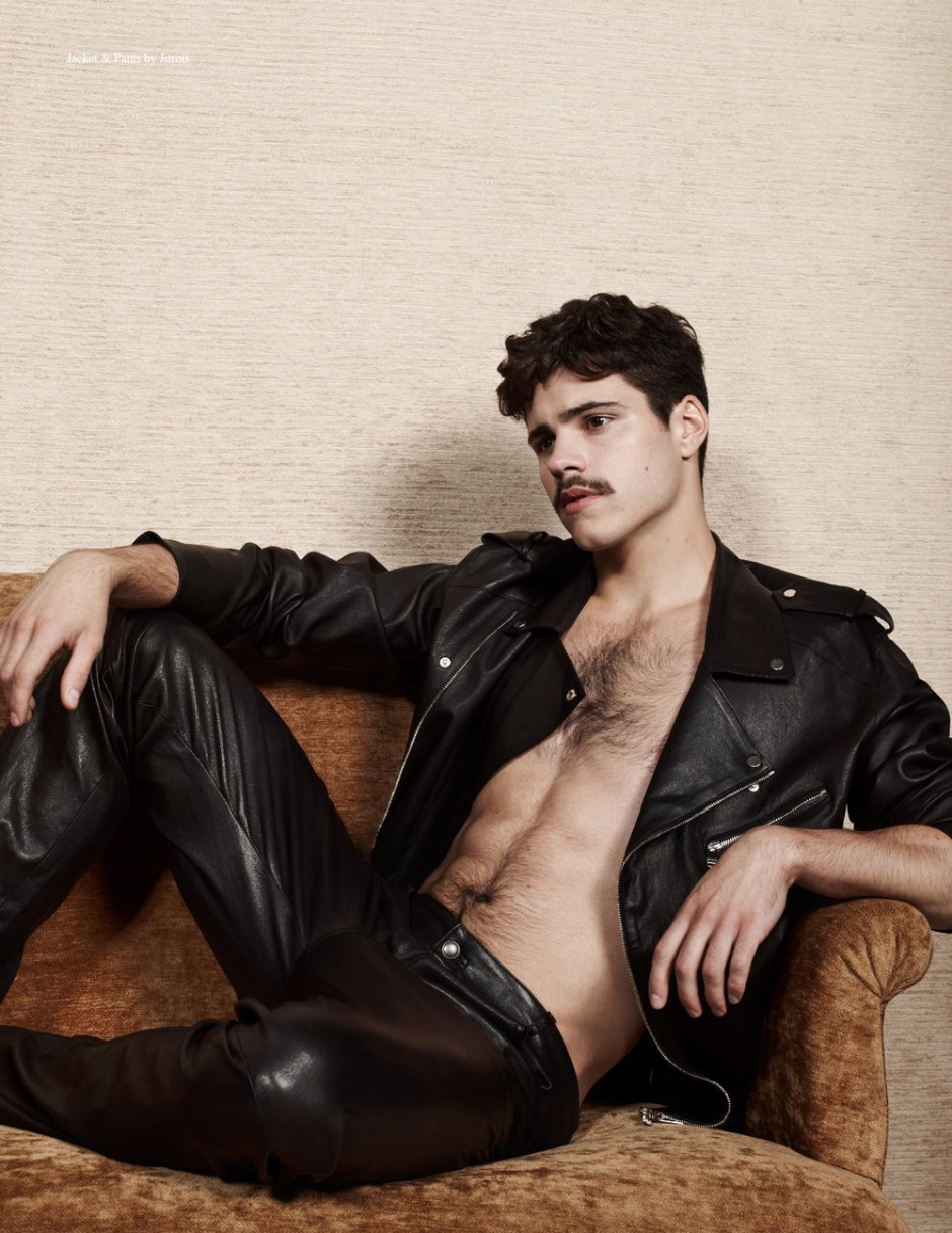 Matthew Sharno (Matthieu Charneau, 1988)