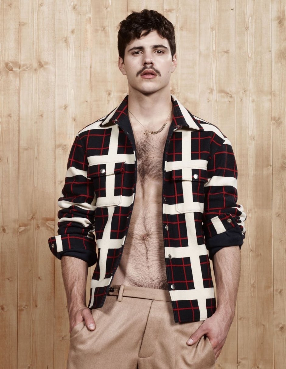 Matthew Sharno (Matthieu Charneau, 1988)